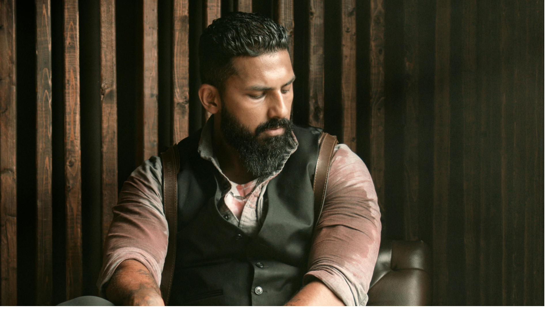 カノニコ（CANONICO）スーツの評判分析｜イタリア生地の特性と評価