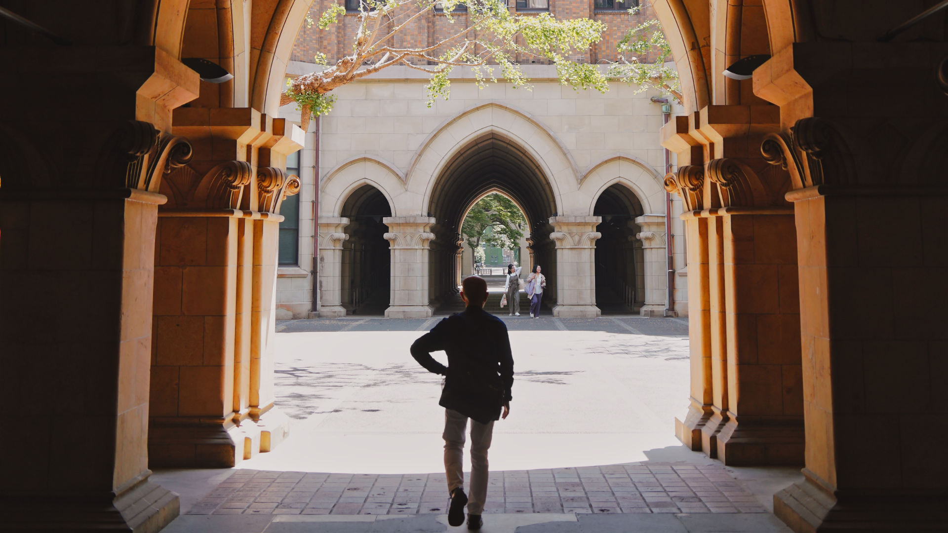 【学生発・オーダースーツブランド初】Regalis Japan Group株式会社、東大前イノベーション拠点「UT-LAB」公認プロジェクトに認定