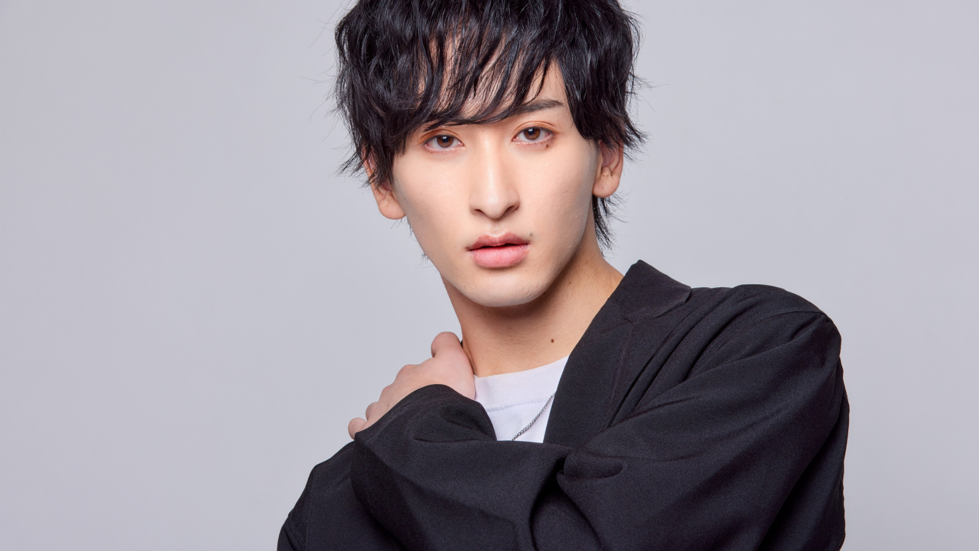 用途ヒアリングをしながら採寸するフィッター